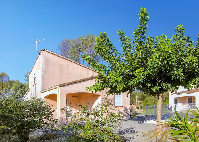 Holiday home 2 Bedroom Cozy In *