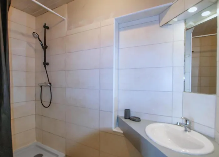 Holiday home 2 Bedroom Cozy In